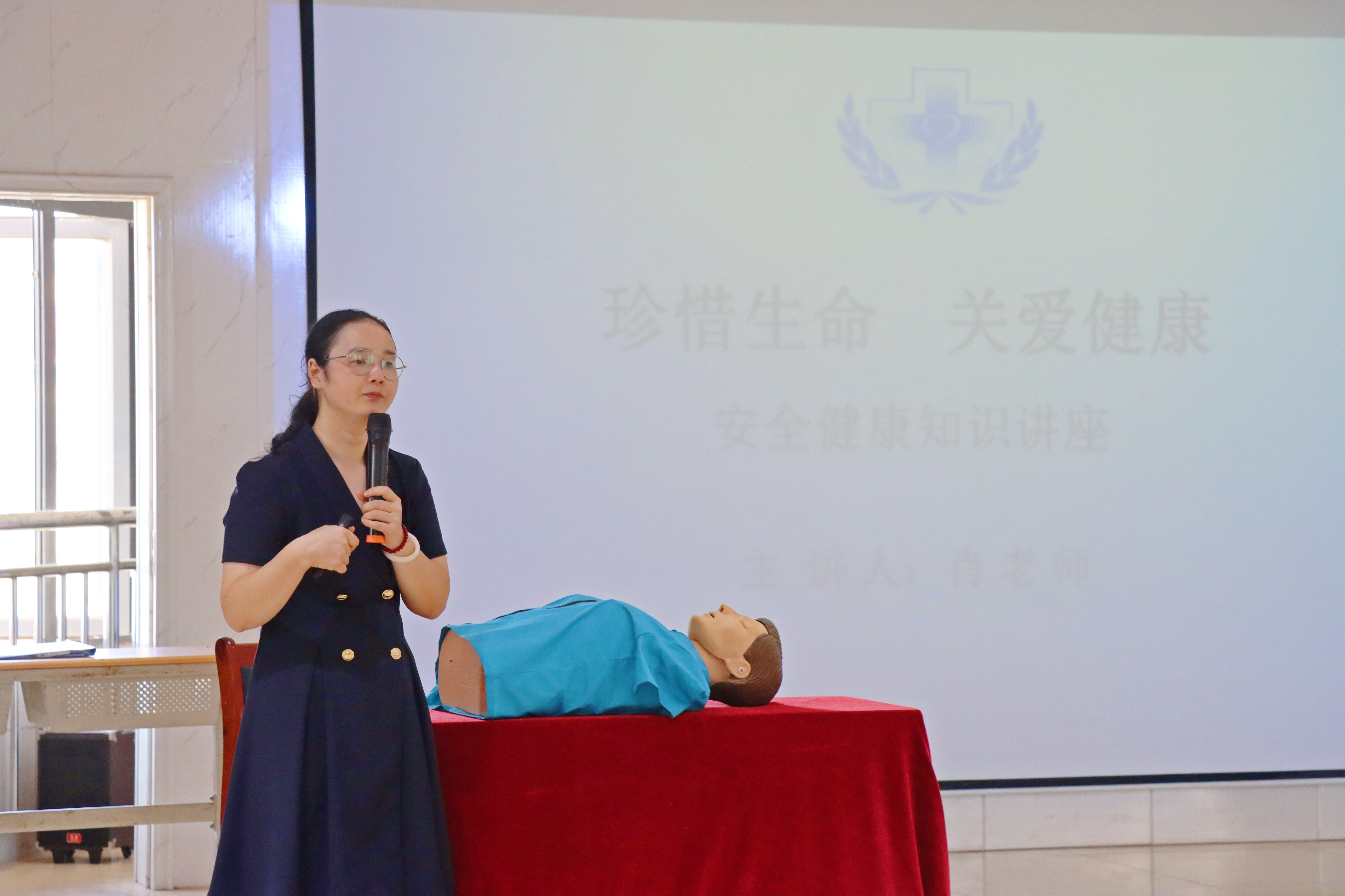 正在上传...